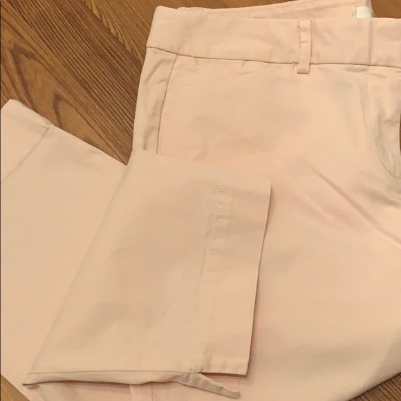 Loft Pink Cropped Capri’s - Picture 3 of 6